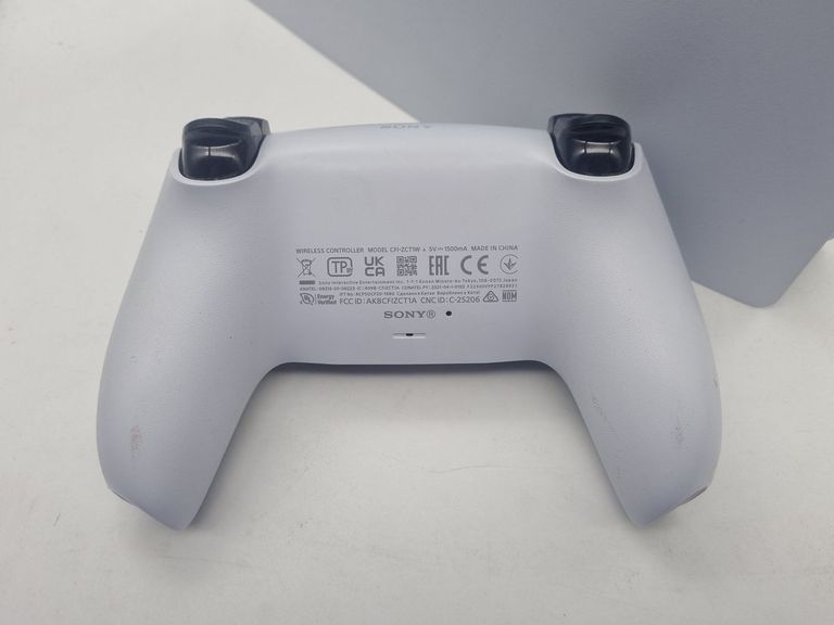 Sony PlayStation 5 825GB Код:01-200795786. Зображення 7