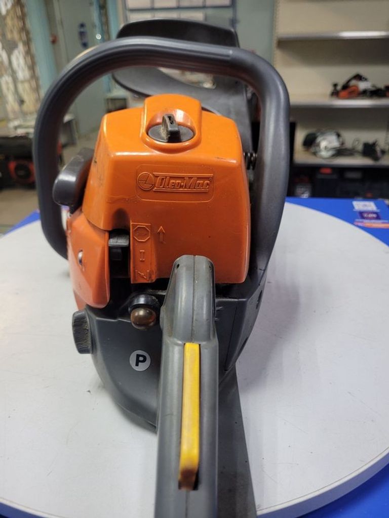 Дешево Oleo Mac 941c з ломбарду