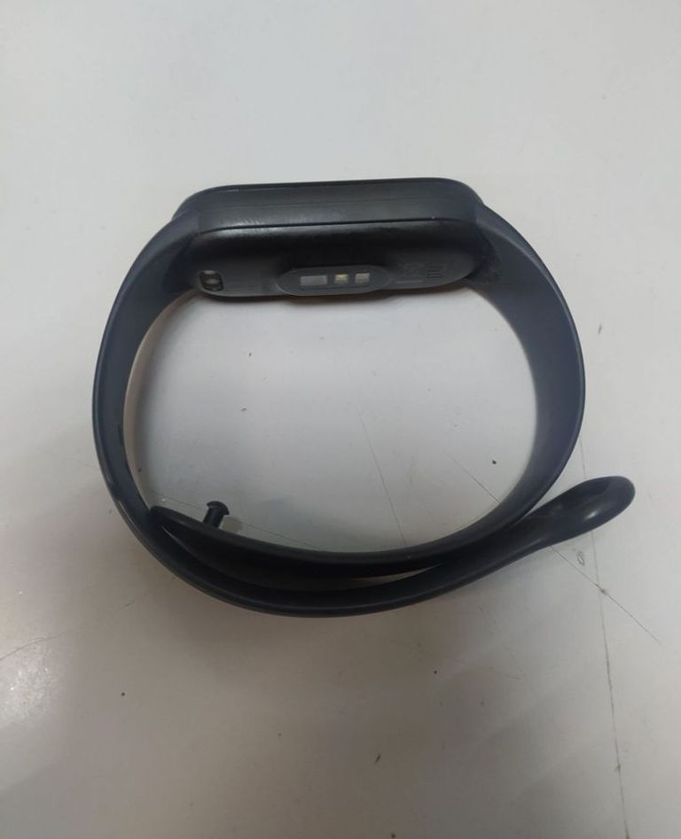 Дешево Xiaomi mi smart band 6 black з ломбарду