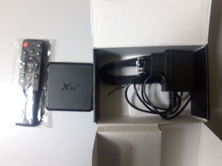 Дешево Android x98 s500 tv stick 2/16gb з ломбарду