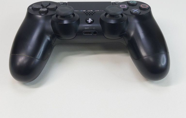 Оголошення Sony dualshock 4 v2 Б/У