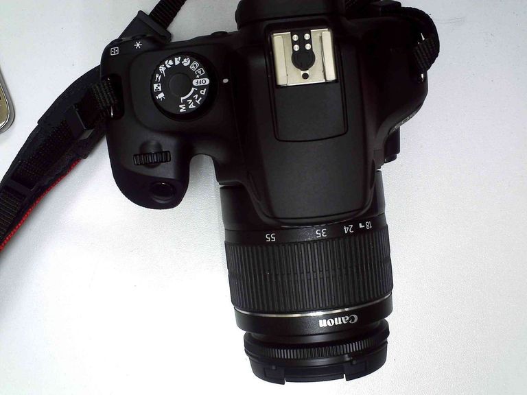 Купити Canon eos 4000d + ef-s 18-55 1:3.5-5.6 iii Б/У