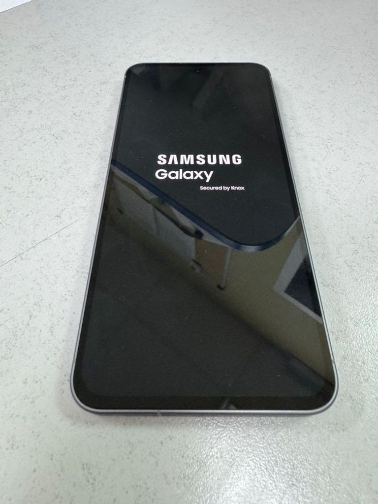 Купити Samsung galaxy a56 5g 8/128gb Б/У
