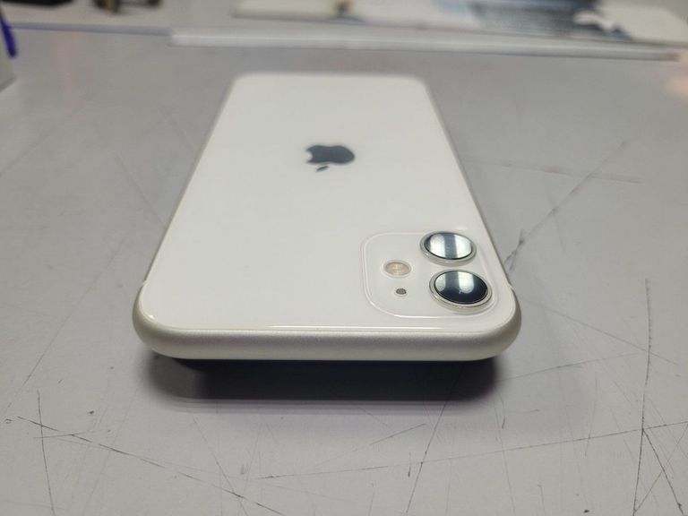 Розпродаж Apple iphone 11 128gb, продавець Техноскарб