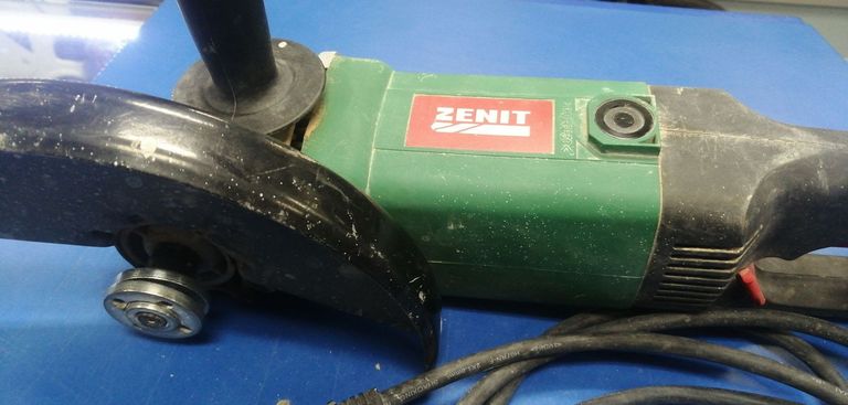 Оголошення Зенит ЗУШ-230/2200 Б/У