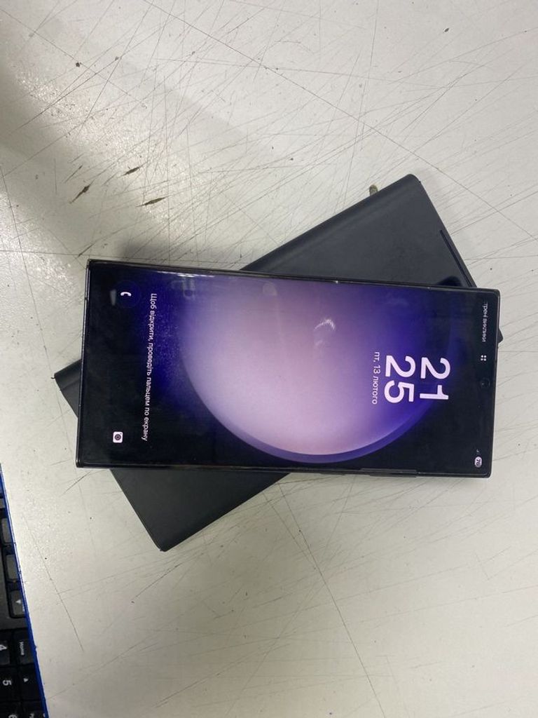 Оголошення Samsung galaxy s23 ultra 12/512gb Б/У