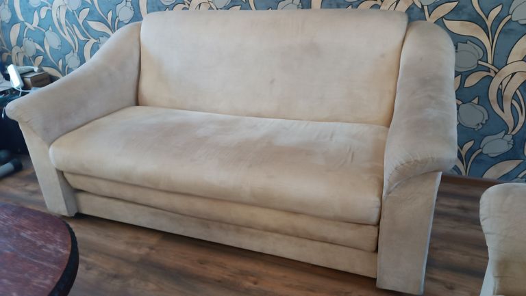 Дешево Диван розкладний полуторний з ломбарду