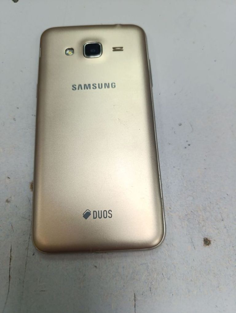 Дешево Samsung galaxy j3 2016 j320h з ломбарду