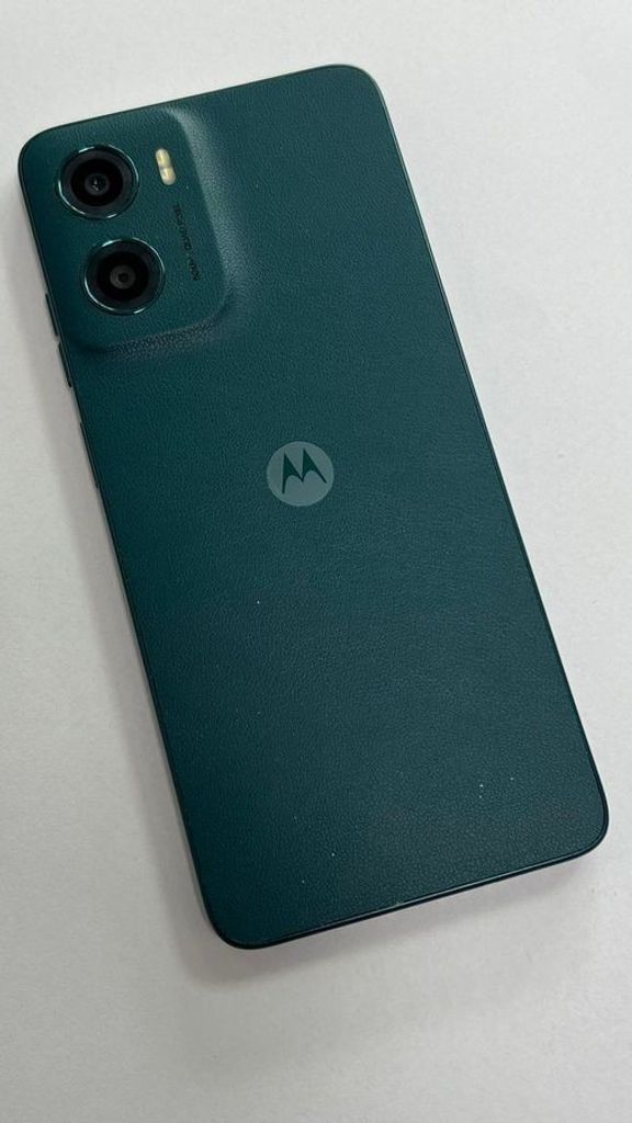 Дешево Motorola moto g05 8/256gb з ломбарду