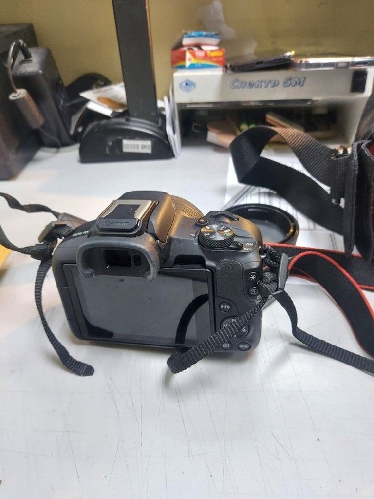 Купить Canon eos r50 kit rf-s 18-45mm is stm Б/У