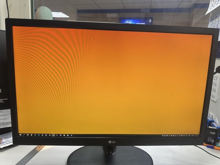 Купити Lg 24m38a-b Б/У