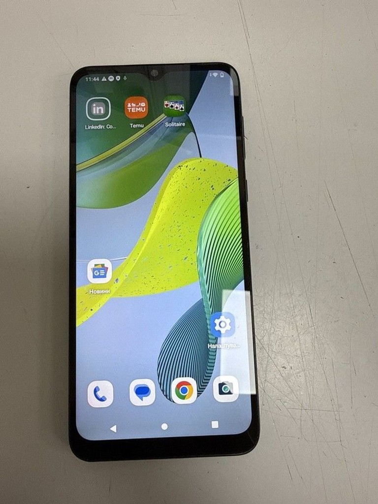 Оголошення Motorola moto e13 8/128gb xt2345-3 Б/У