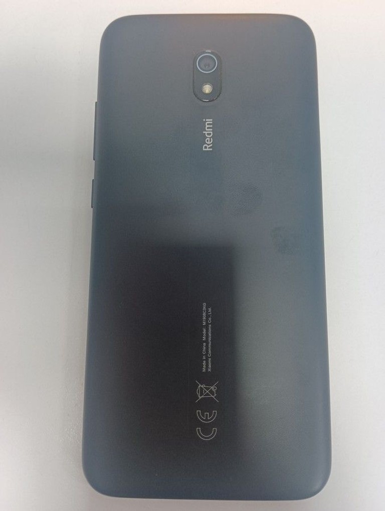 Дешиво Xiaomi Redmi 8A 2/32GB Black с ломбарда