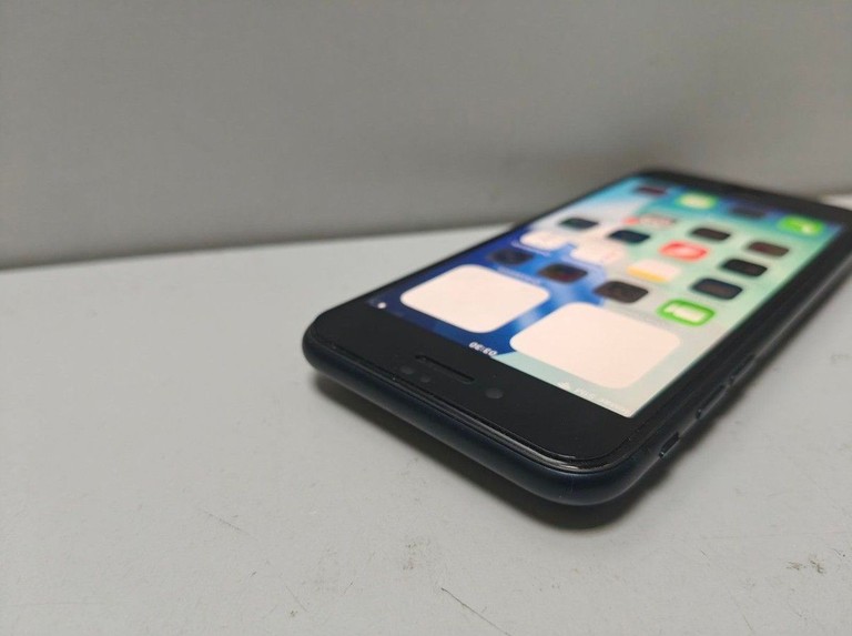 Apple iphone se 2022 128gb Код:01-200962736. Зображення 10