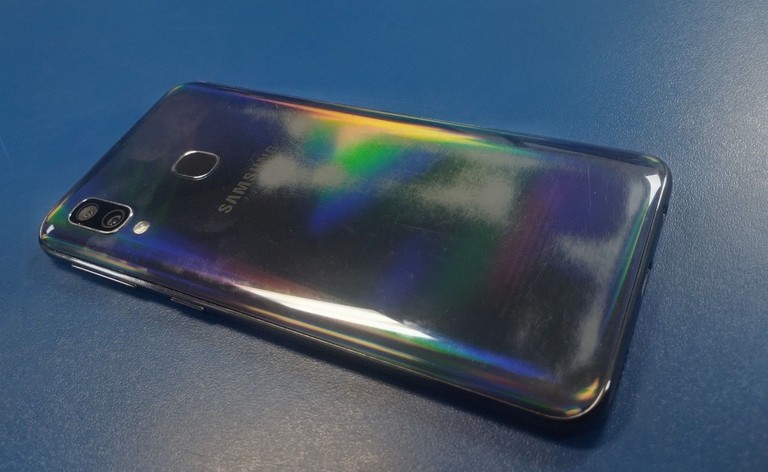 Оголошення Samsung galaxy a40 2019 sm-a405 4/64gb Б/У