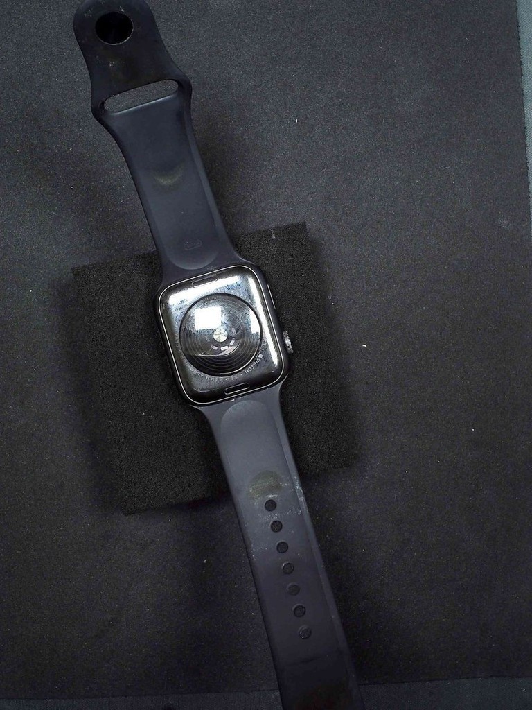 Apple watch se gps 44mm aluminum case Код:01-200986171. Зображення 9