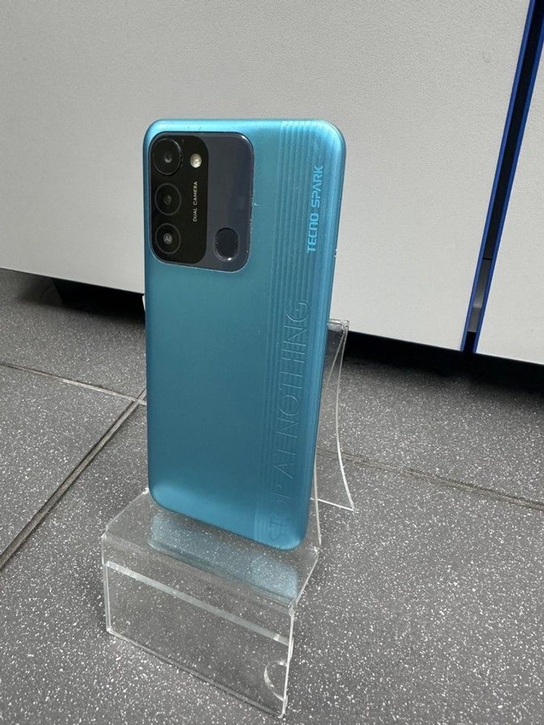 Оголошення Tecno spark 8c kg5k 4/128gb Б/У