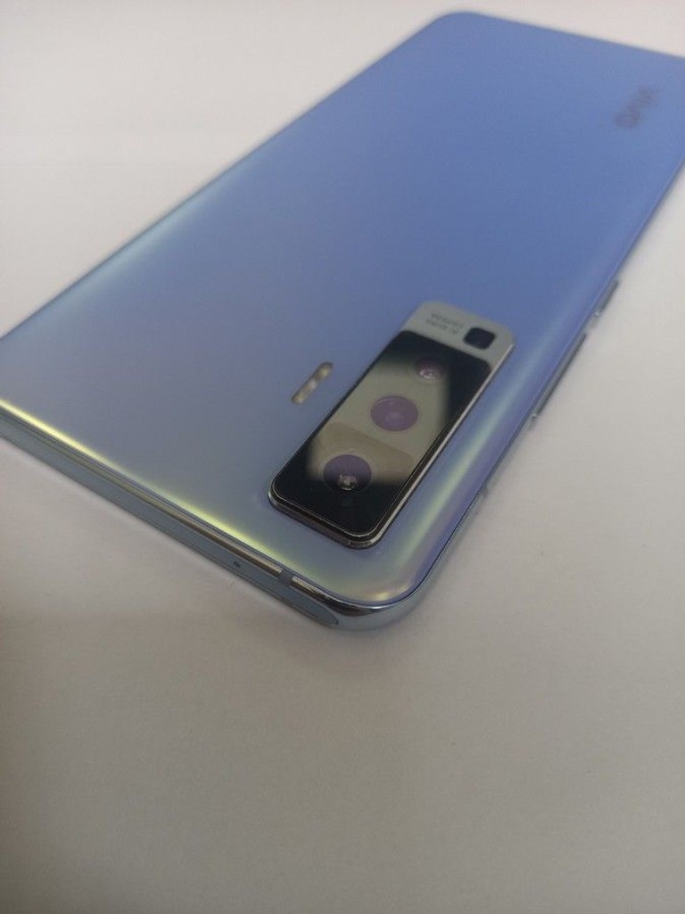 Дешево Vivo x50 8/128gb з ломбарду