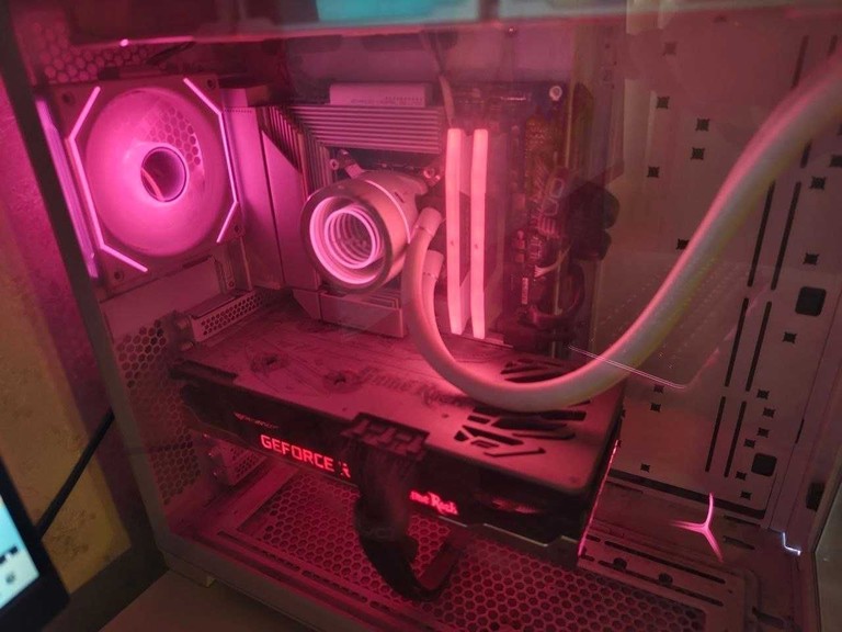 Дешиво PC (RTX 3080, I7-13700F, 32ГБ DDR5) с ломбарда