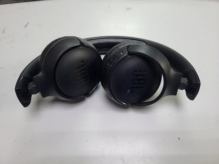 Дешево Jbl tune 520bt з ломбарду