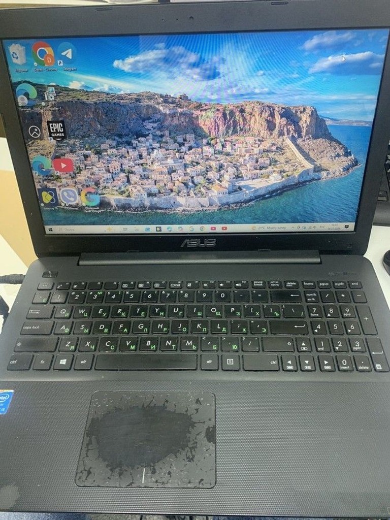 Купити Asus 15/core i3 4005u ddr3/4gb ddr3/hdd 500 gb/ssd *відсутній/*інтегрована Б/У