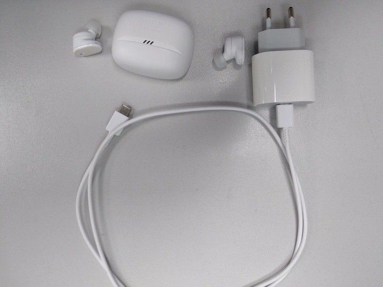 Дешиво Jbl tune buds 2 с ломбарда