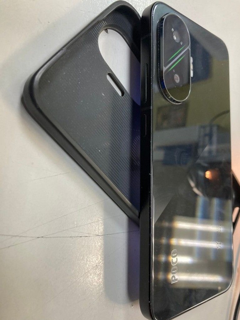 Розпродаж Poco F7 12/256GB White, продавець Техноскарб