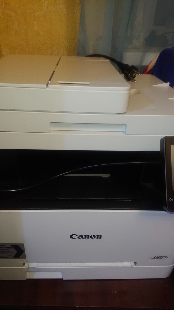 Купити Canon i-SENSYS MF643Cdw Б/У