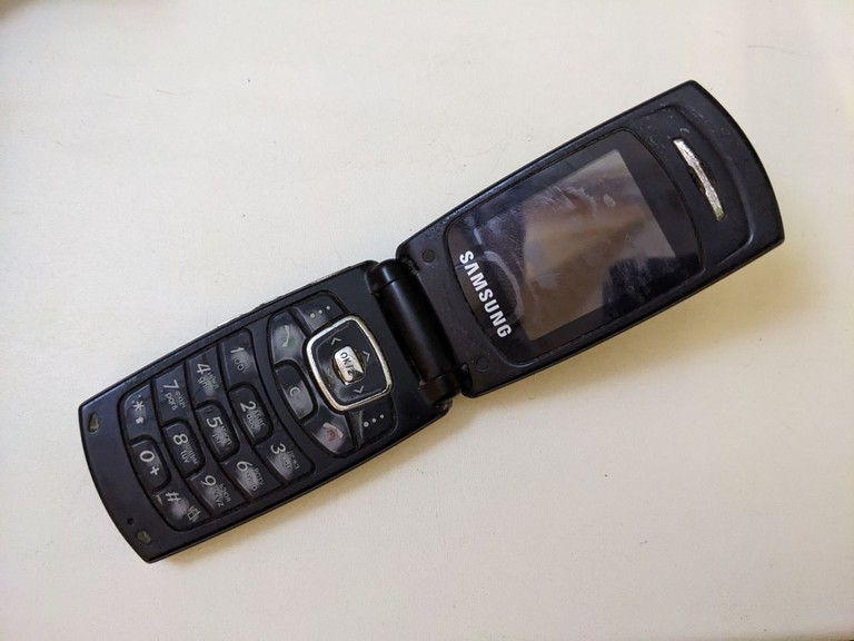 Дешево Samsung SGH-X200 з ломбарду