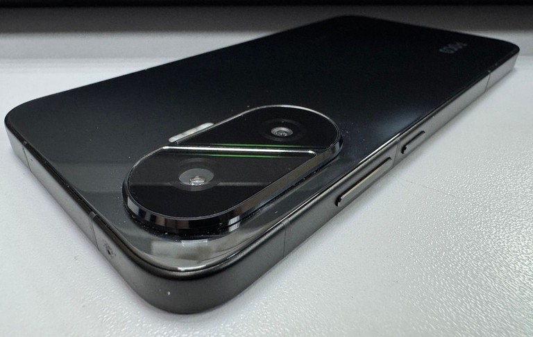 Poco F7 12/512GB Black Код:01-201092550. Изображение 5