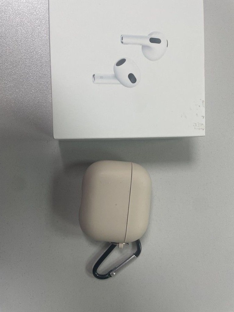 Дешиво Apple airpods 3rd generation с ломбарда