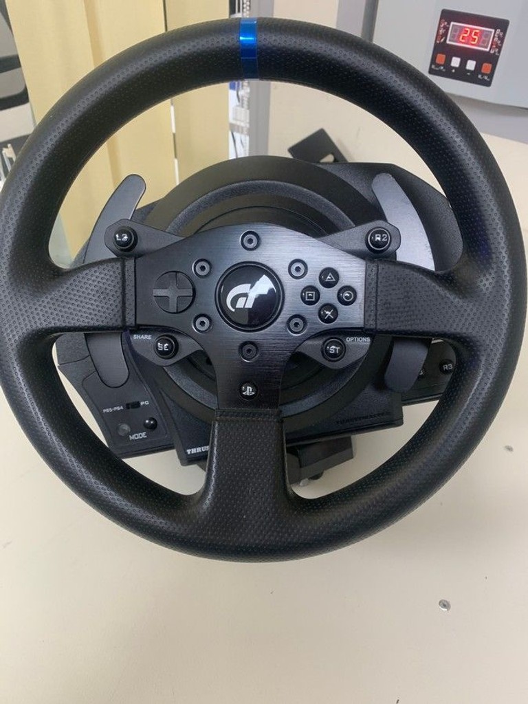 Купити Thrustmaster T300 RS GT Edition (4169088) Б/У