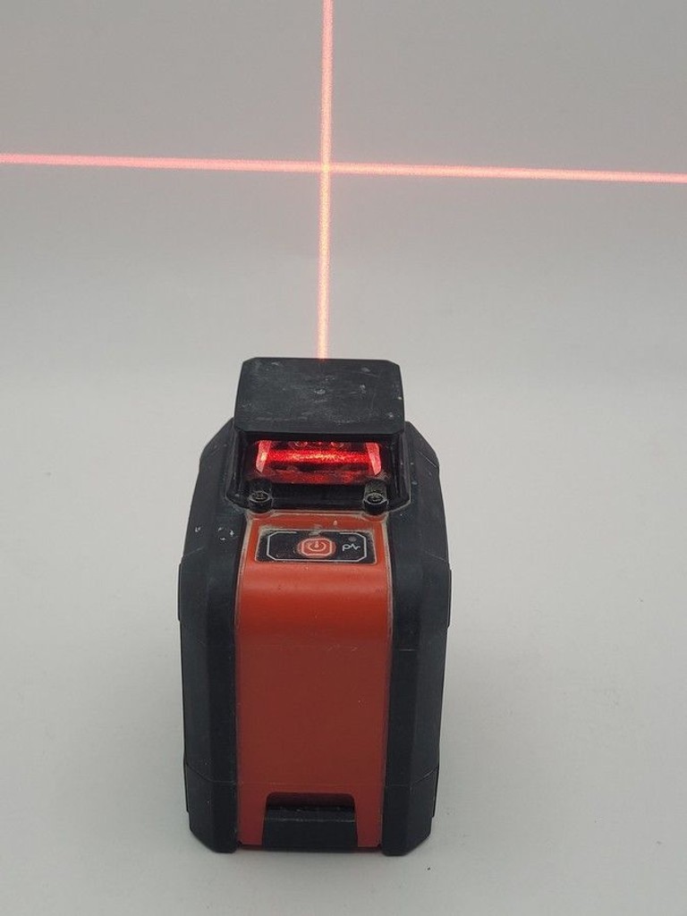 Оголошення Protester LL305R Б/У