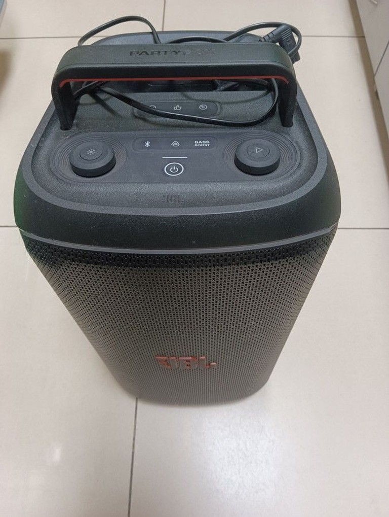 Оголошення Jbl partybox club 120 Б/У