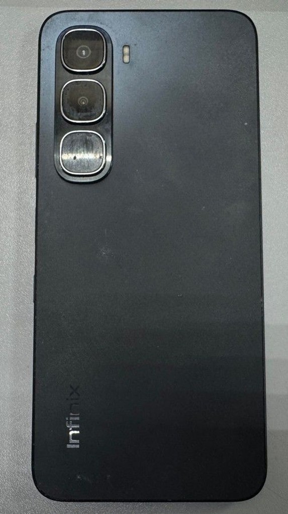 Дешиво Infinix infinix hot 60i x6728 8/256gb с ломбарда