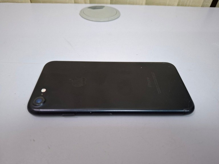 Apple iphone 7 32gb Код:01-201178261. Зображення 6