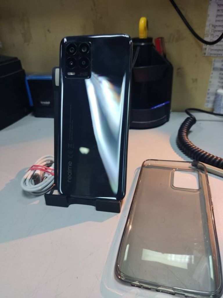 Оголошення Realme 8 5G 4/64GB Supersonic Blue Б/У