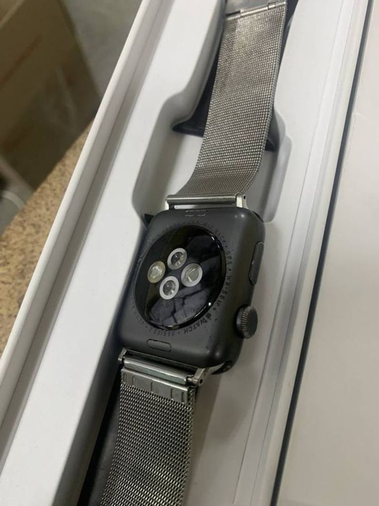 Apple watch series 2 sport 42mm aluminum case