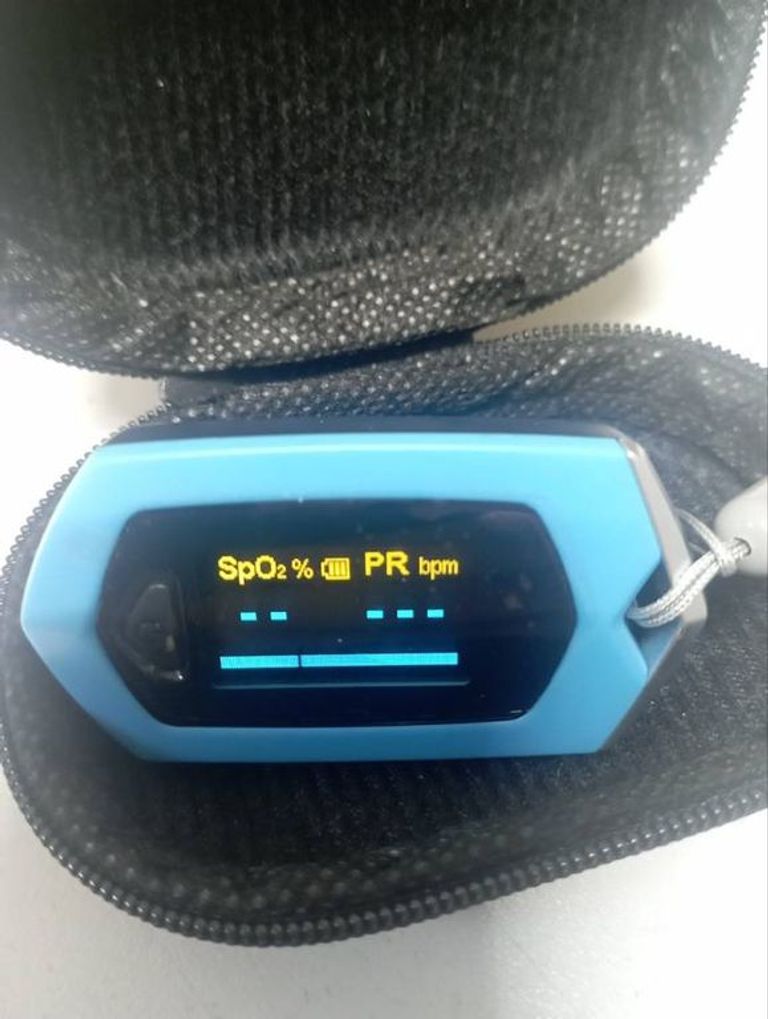 Osport fingertip pulse oximeter