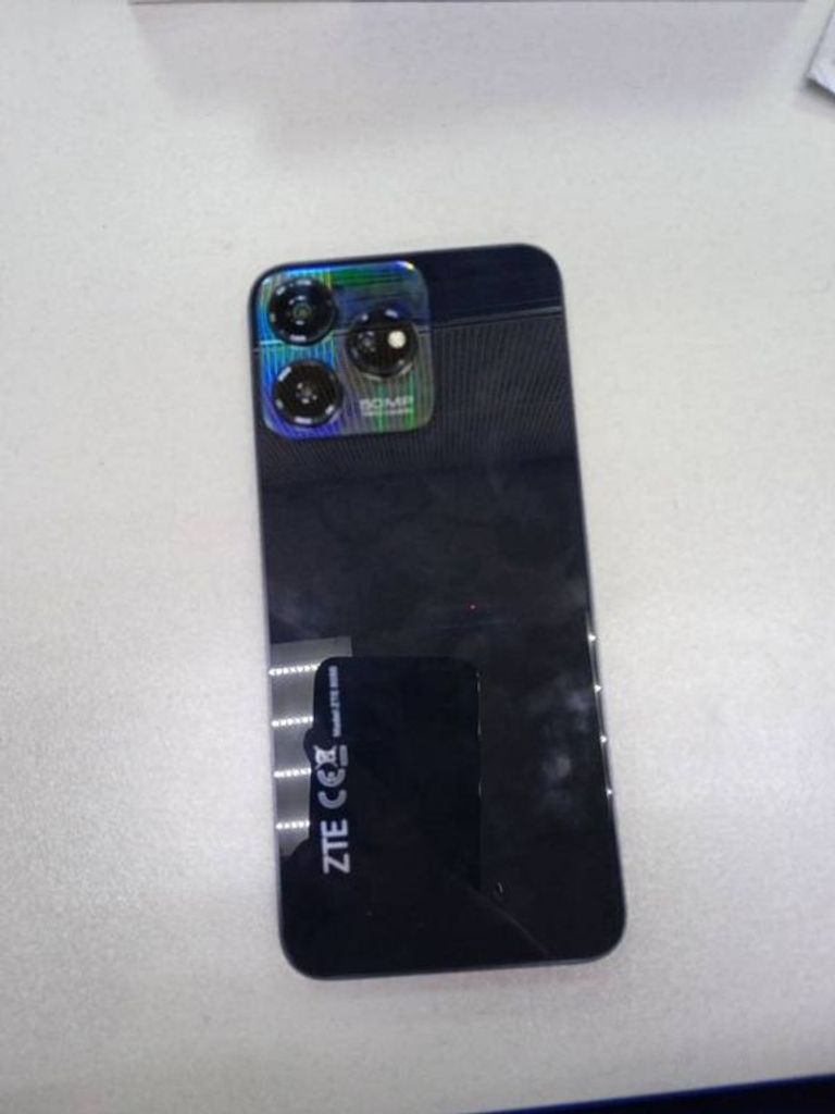 Дешиво Zte Blade V50 Design 8/256GB Black с ломбарда