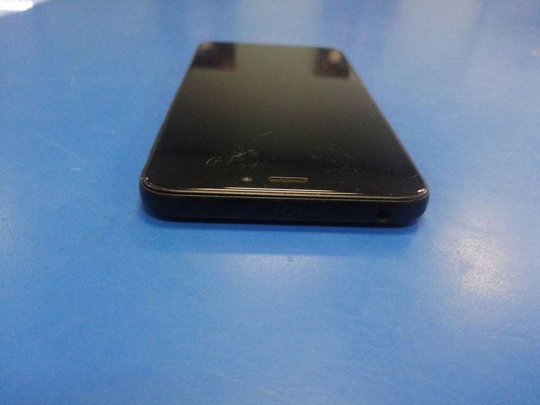 Xiaomi Redmi 4x 4/64GB Pink Код:01-200009969. Изображение 5