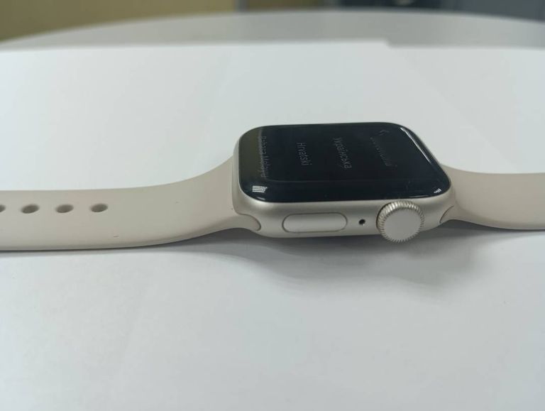 Apple watch se 2 gps 40mm aluminum case with sport