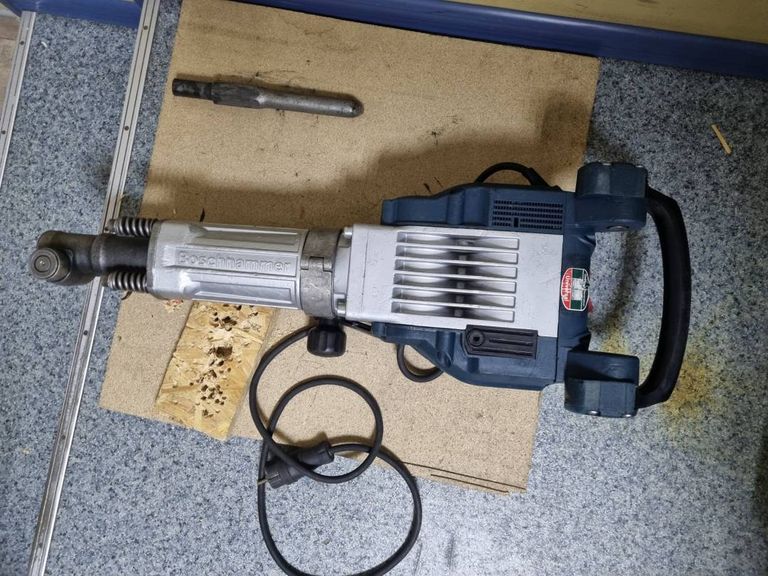 Дешиво Bosch gsh 16-30 с ломбарда