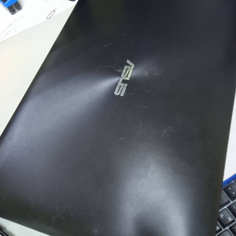 Asus 15/core i7 4600u ddr3/4gb ddr3/hdd *відсутній/ssd 256 gb/geforce 940m 2gb Код:01-200446853. Зображення 5
