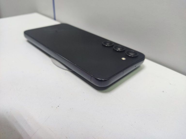 Samsung galaxy s23 8/128gb Код:01-200600532. Зображення 14