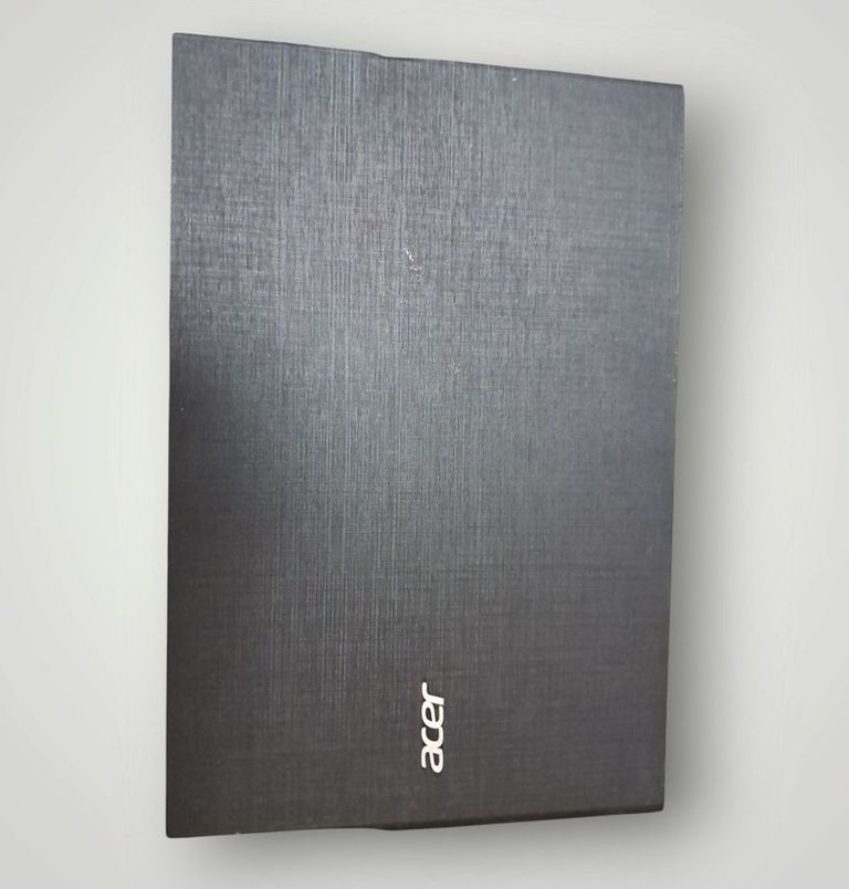 Объявление Acer єкр. 15,6/ pentium n3700 1,6ghz/ ram 4096mb/ hdd500gb/video gf 920m/ dvdrw Б/У