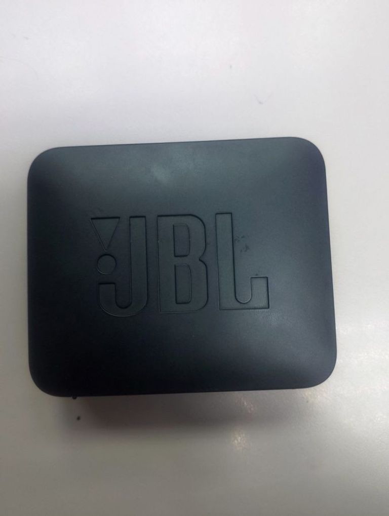 Оголошення Jbl go essential Б/У