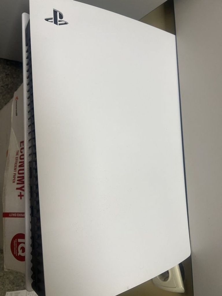 Купить Sony PlayStation 5 825GB Б/У