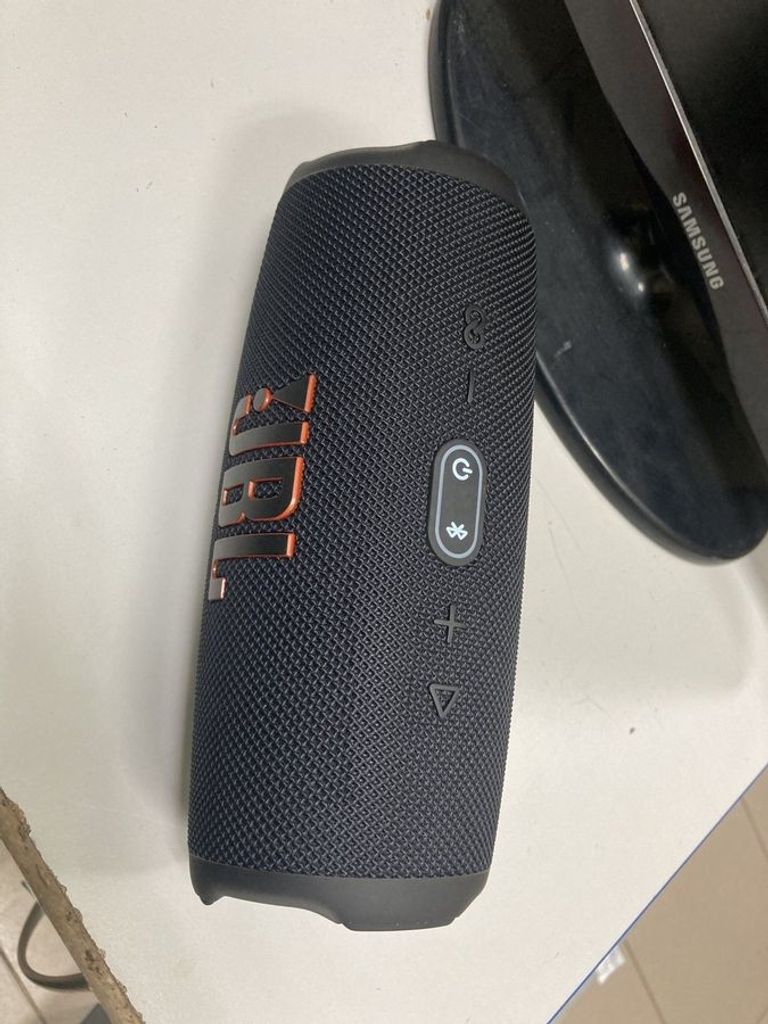 Оголошення Jbl Charge 5 Blue (JBLCHARGE5BLU) Б/У