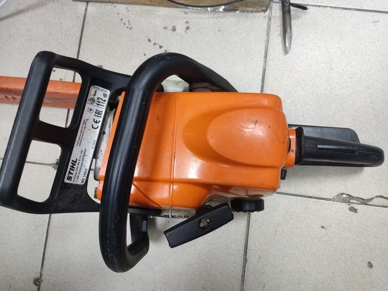 Дешево Stihl MS 180 (11302000483) з ломбарду